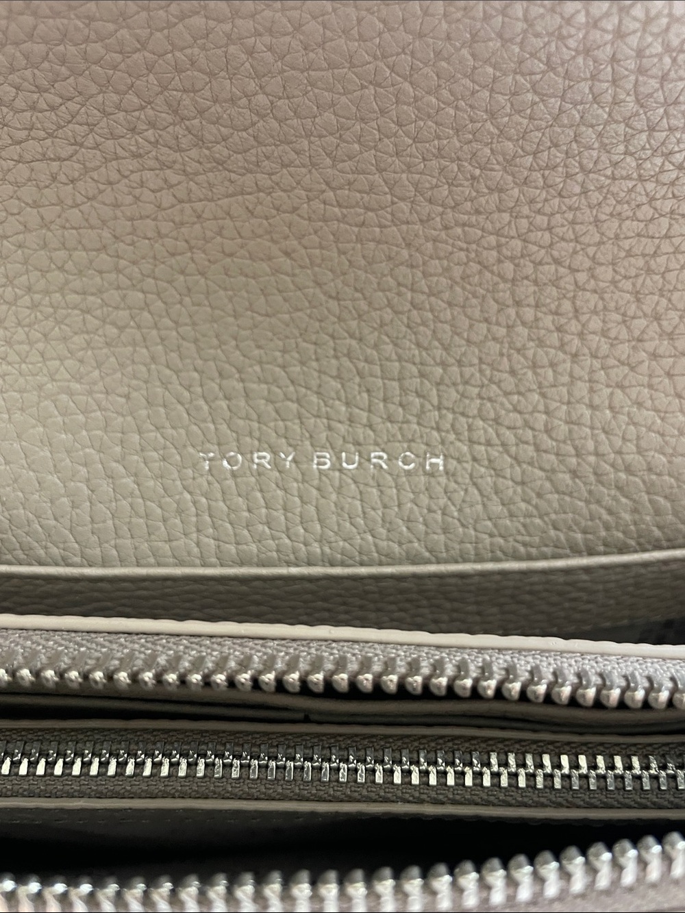 Tory Burch Taupe Pebbled Leather Crossbody Shoulder Bag - Picture 6 of 13